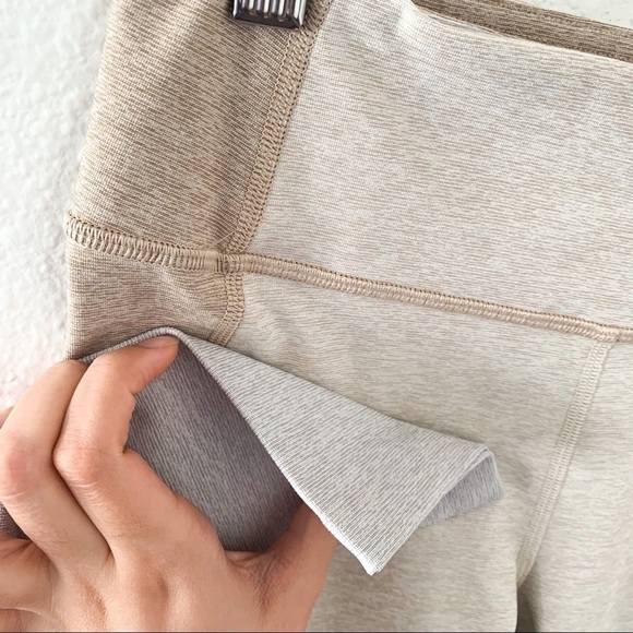 Outdoor Voices Leggings Warmup 7/8 Colorblock Desert Oatmeal Cloud S EUC - Picture 4 of 13